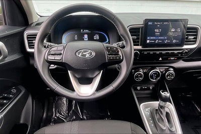 2024 Hyundai Venue SEL