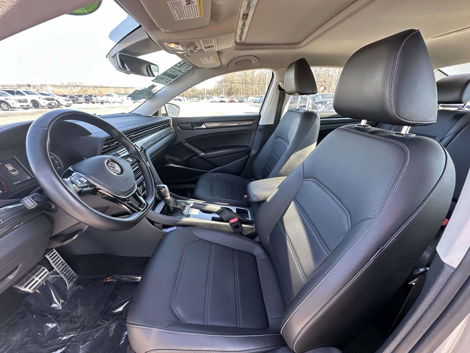 2020 Volkswagen Passat 2.0T R-Line