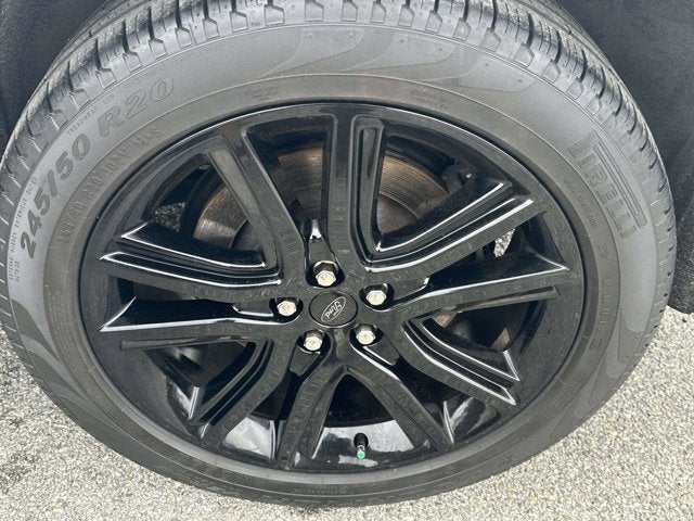 2022 Ford Edge ST Line