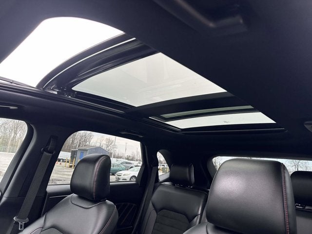 2022 Ford Edge ST Line