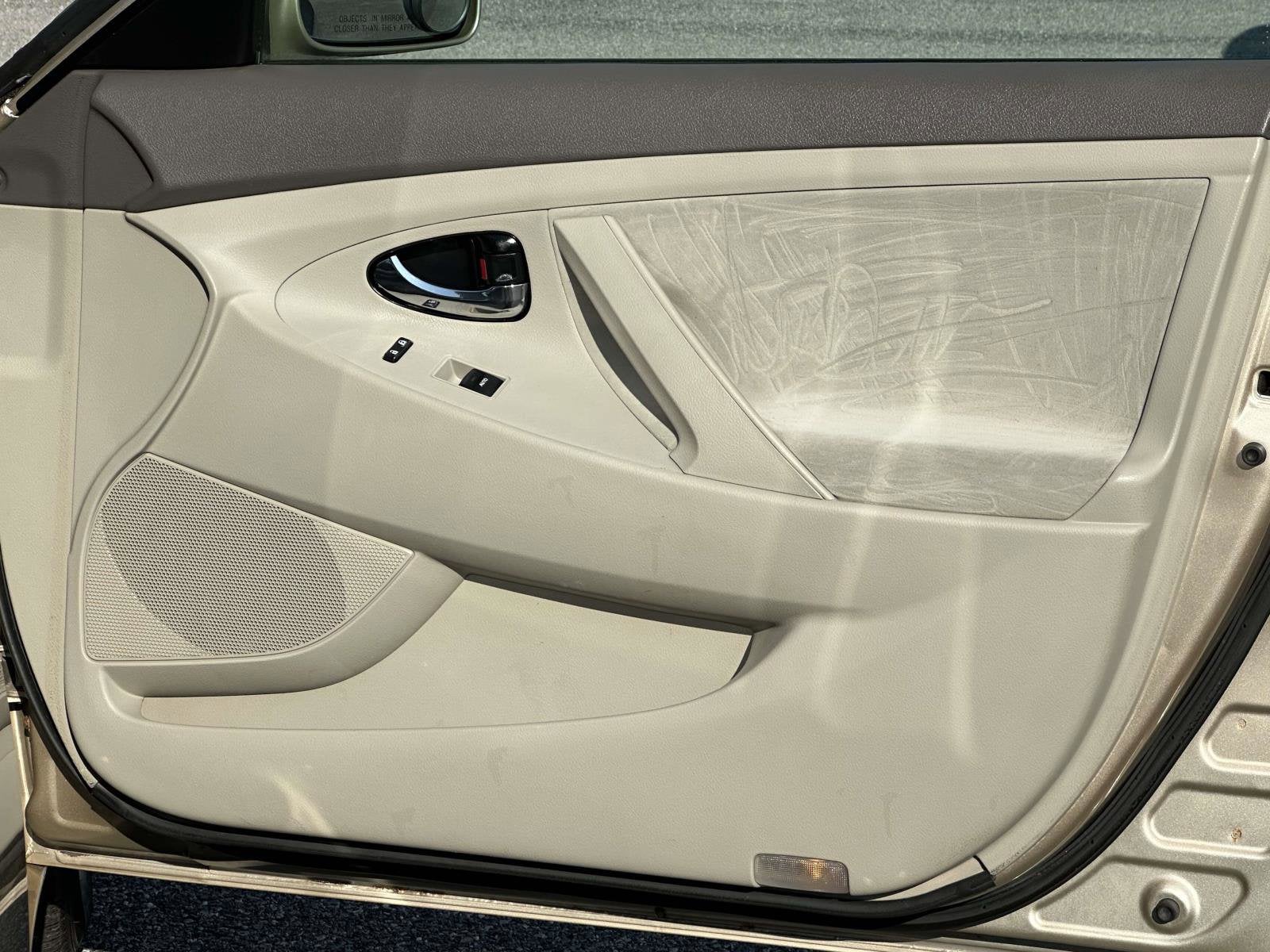 2010 Toyota Camry LE