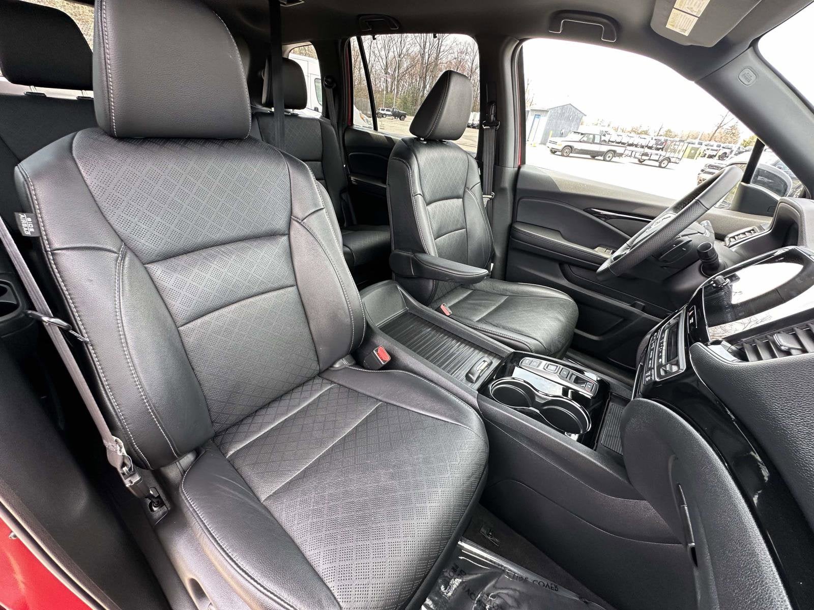 2023 Honda Passport Elite