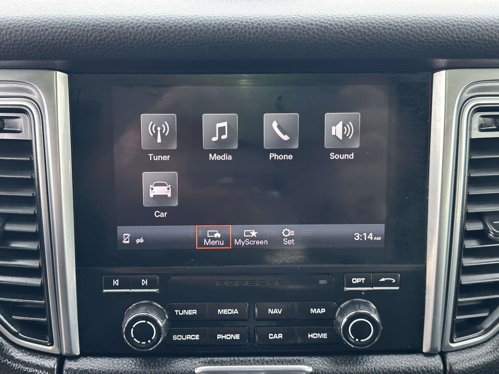 2018 Porsche Macan Base