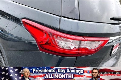 2020 Chevrolet Traverse LT Cloth