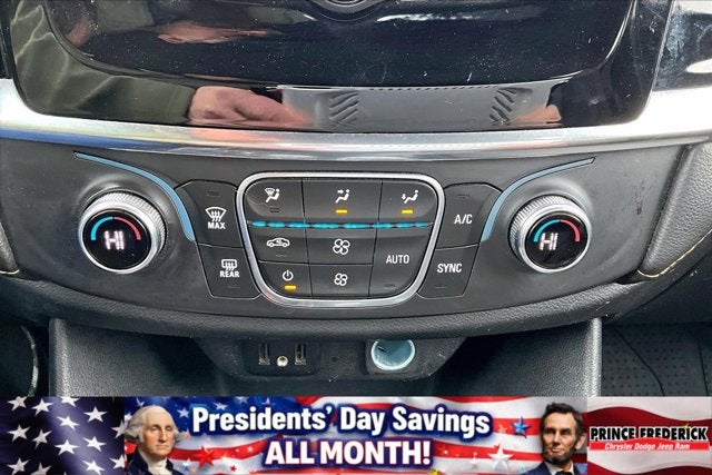 2020 Chevrolet Traverse LT Cloth