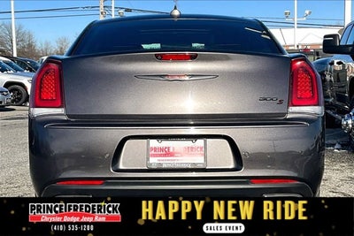 2022 Chrysler 300 300S