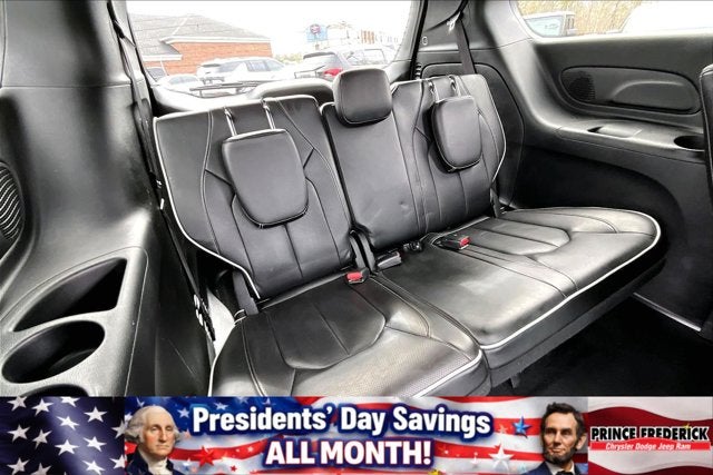 2023 Chrysler Pacifica Hybrid Limited