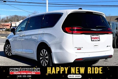 2023 Chrysler Pacifica Hybrid Limited