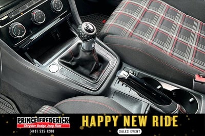 2017 Volkswagen Golf GTI Sport