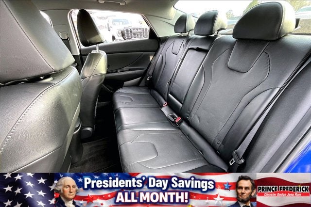 2022 Hyundai Elantra Limited