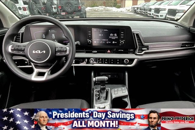 2023 Kia Sportage LX