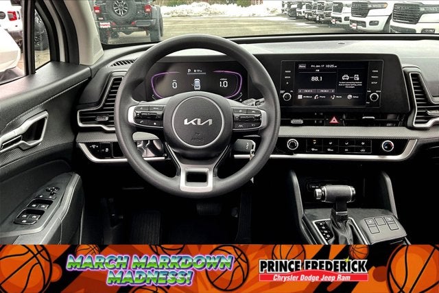 2023 Kia Sportage LX