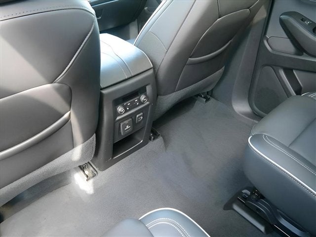 2024 Chevrolet Traverse Limited Premier