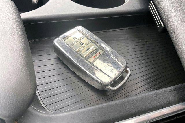 2022 Acura TLX w/Technology Package