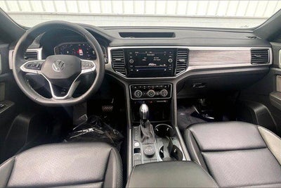 2022 Volkswagen Atlas Cross Sport 2.0T SE w/Technology