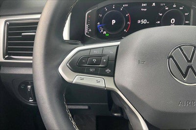 2022 Volkswagen Atlas Cross Sport 2.0T SE w/Technology