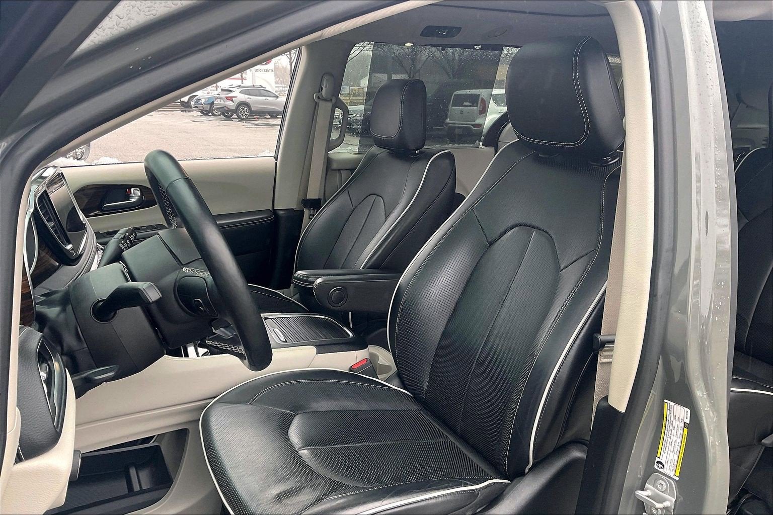 2022 Chrysler Pacifica Limited