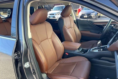 2022 Subaru Outback Touring XT