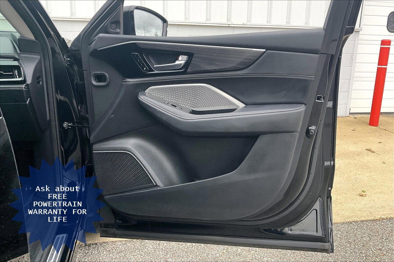 2023 Acura MDX w/Advance Package