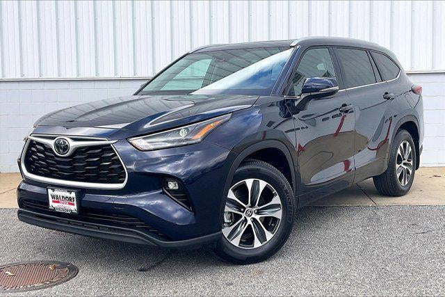 2025 Toyota Highlander XLE
