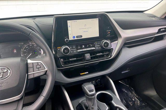 2025 Toyota Highlander XLE