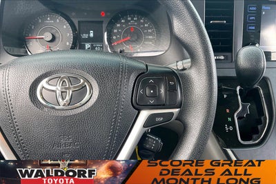 2017 Toyota Sienna LE