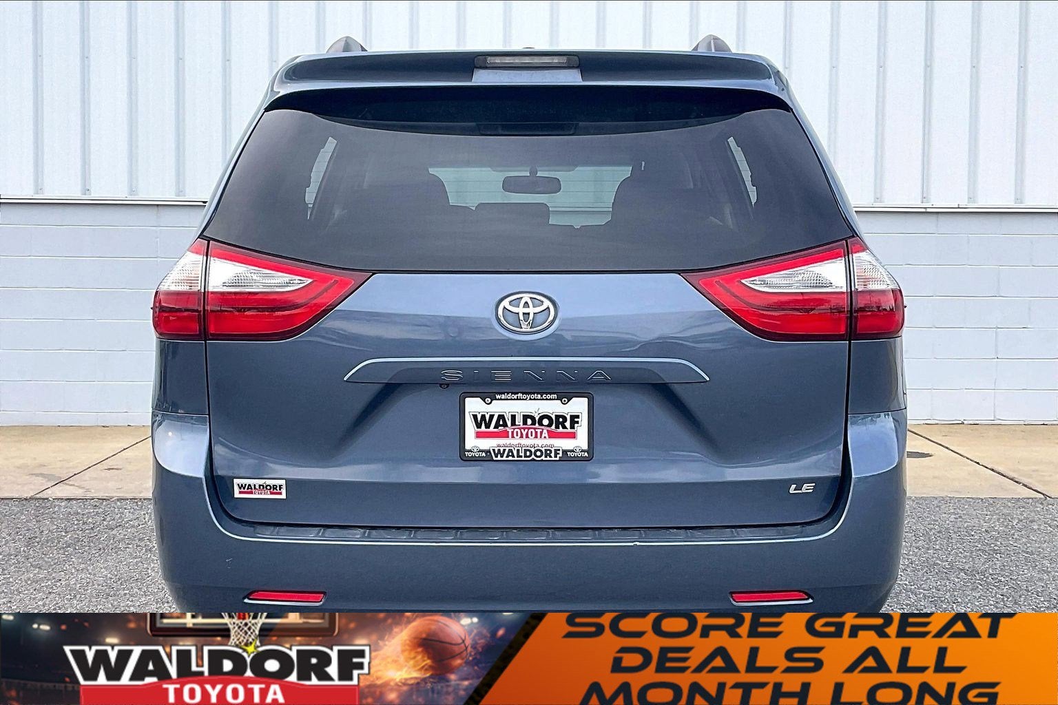 2017 Toyota Sienna LE