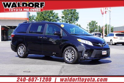 2019 Toyota Sienna XLE