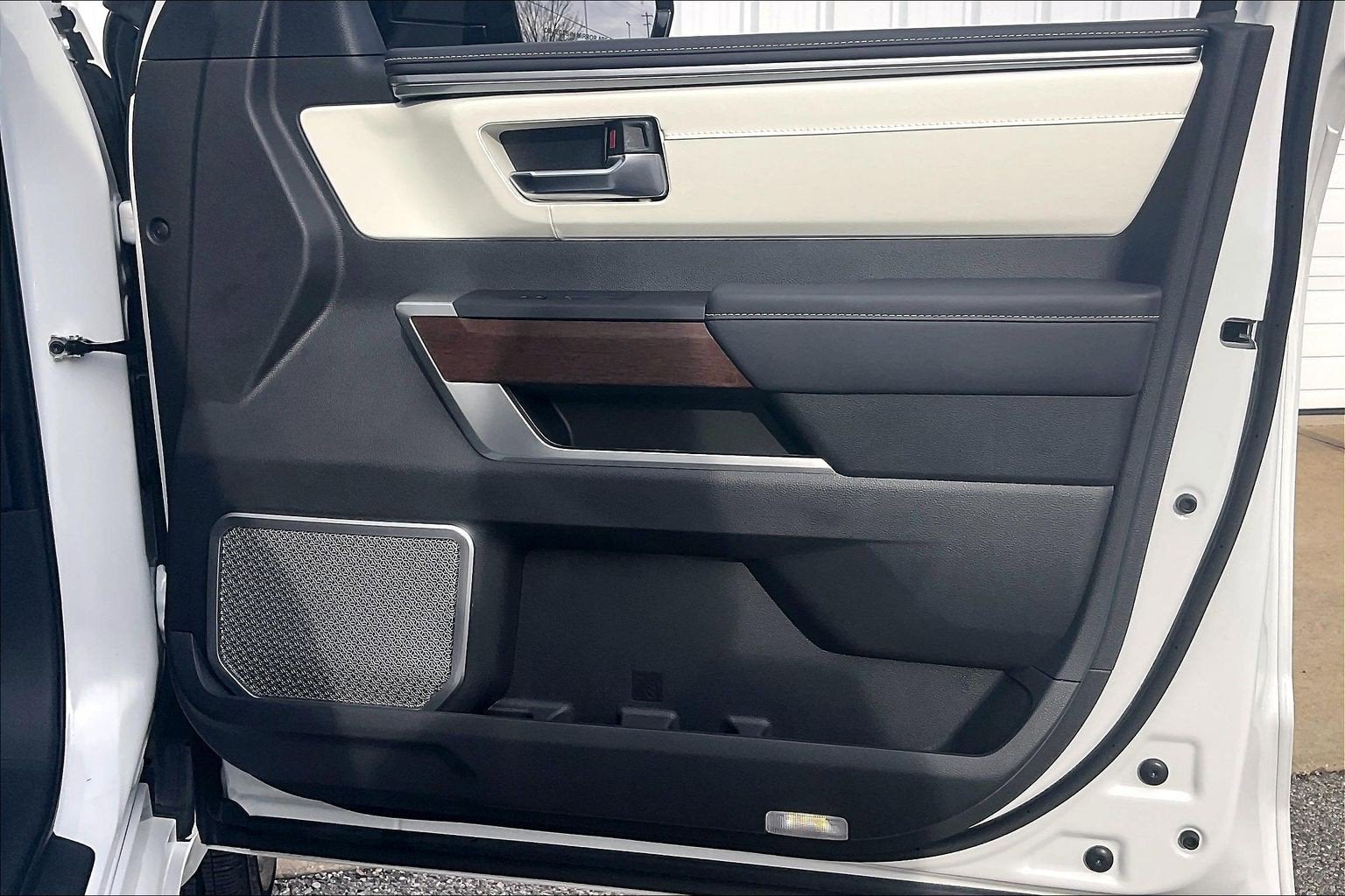 2025 Toyota Tundra Capstone Hybrid