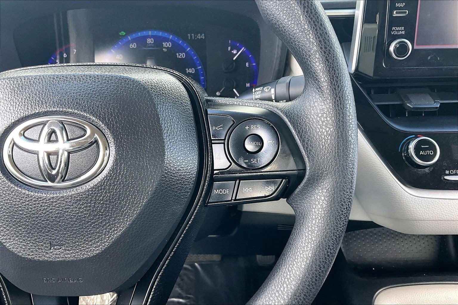 2020 Toyota Corolla Hybrid LE