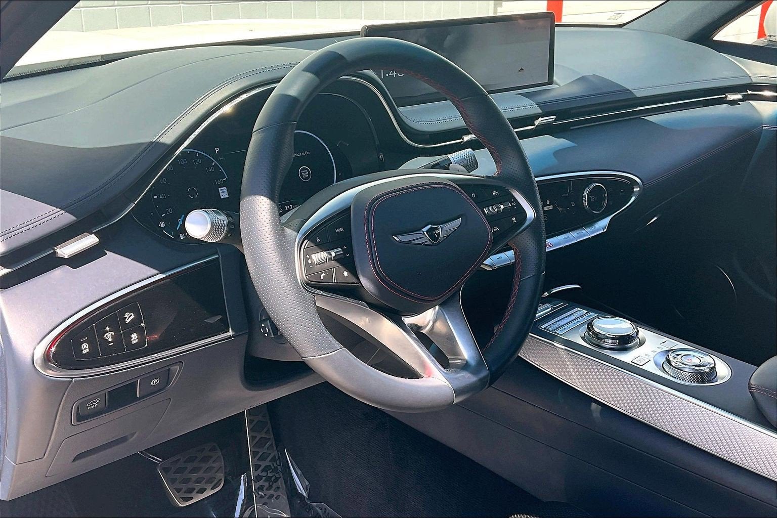 2023 Genesis GV70 2.5T