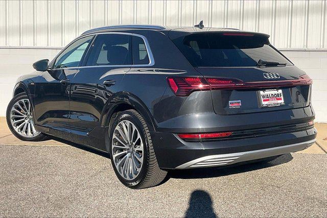2019 Audi e-tron Prestige