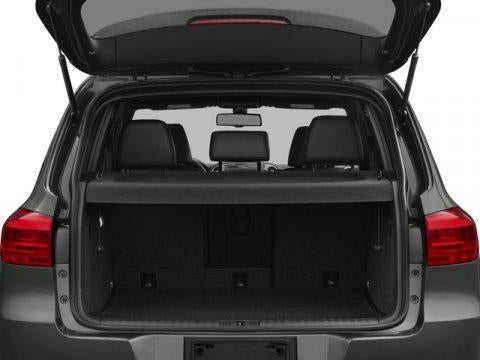 2016 Volkswagen Tiguan R-Line