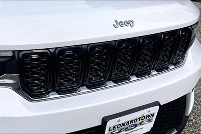 2023 Jeep Grand Cherokee Laredo