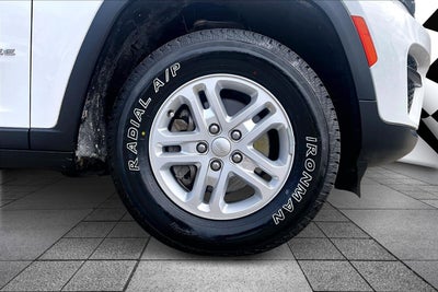 2023 Jeep Grand Cherokee Laredo