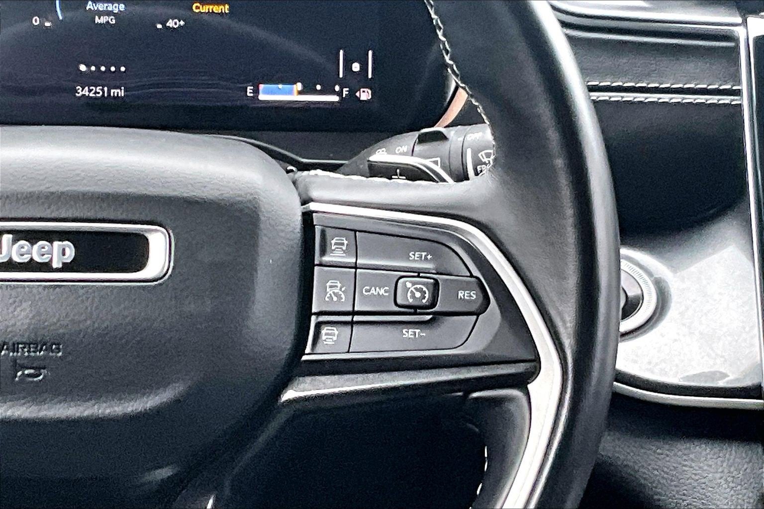 2021 Jeep Grand Cherokee L Laredo