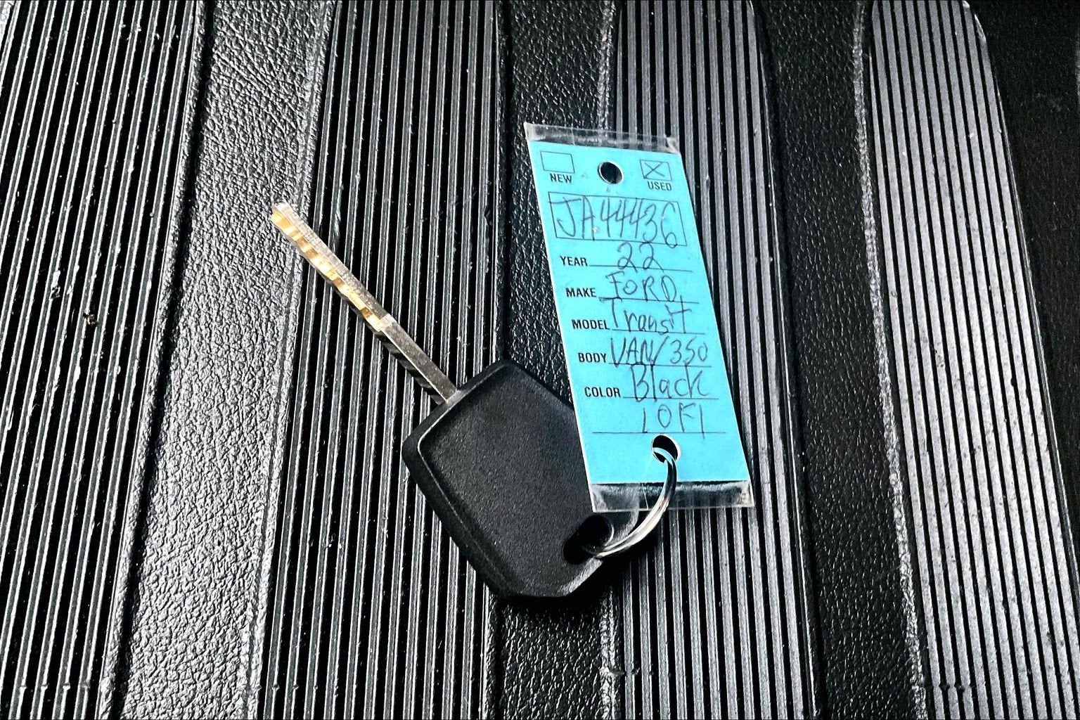 2022 Ford Transit Passenger Wagon XLT