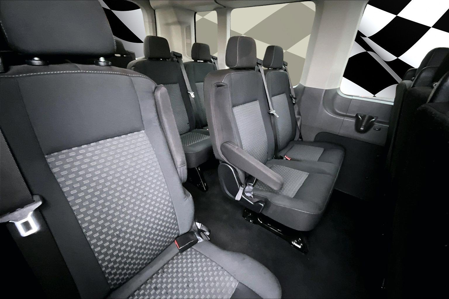 2022 Ford Transit Passenger Wagon XLT