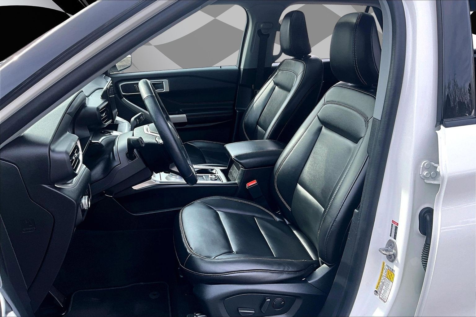 2022 Ford Explorer XLT LUXURY PANO ROOF