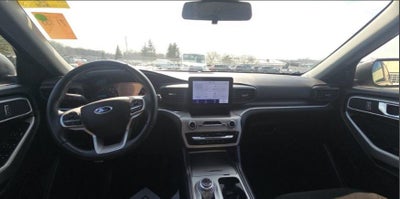 2022 Ford Explorer XLT 4WD WITH FACTORY TOW PKG