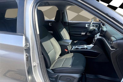 2022 Ford Explorer XLT 4WD WITH FACTORY TOW PKG