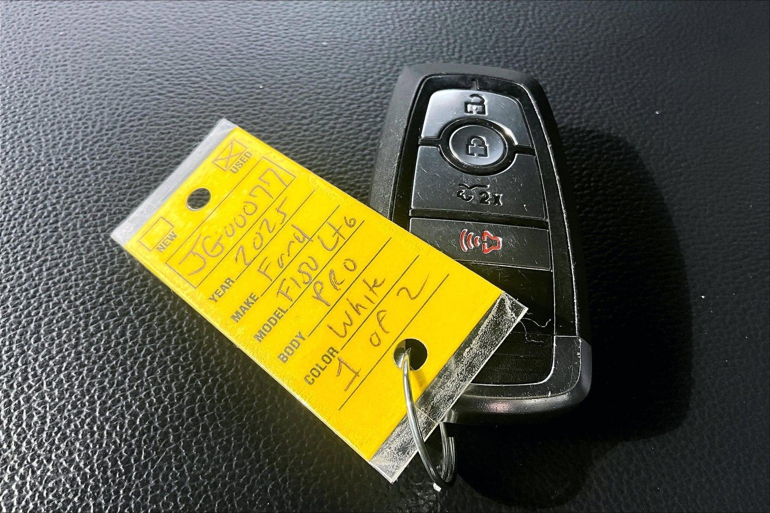 2025 Ford F-150 Lightning Pro