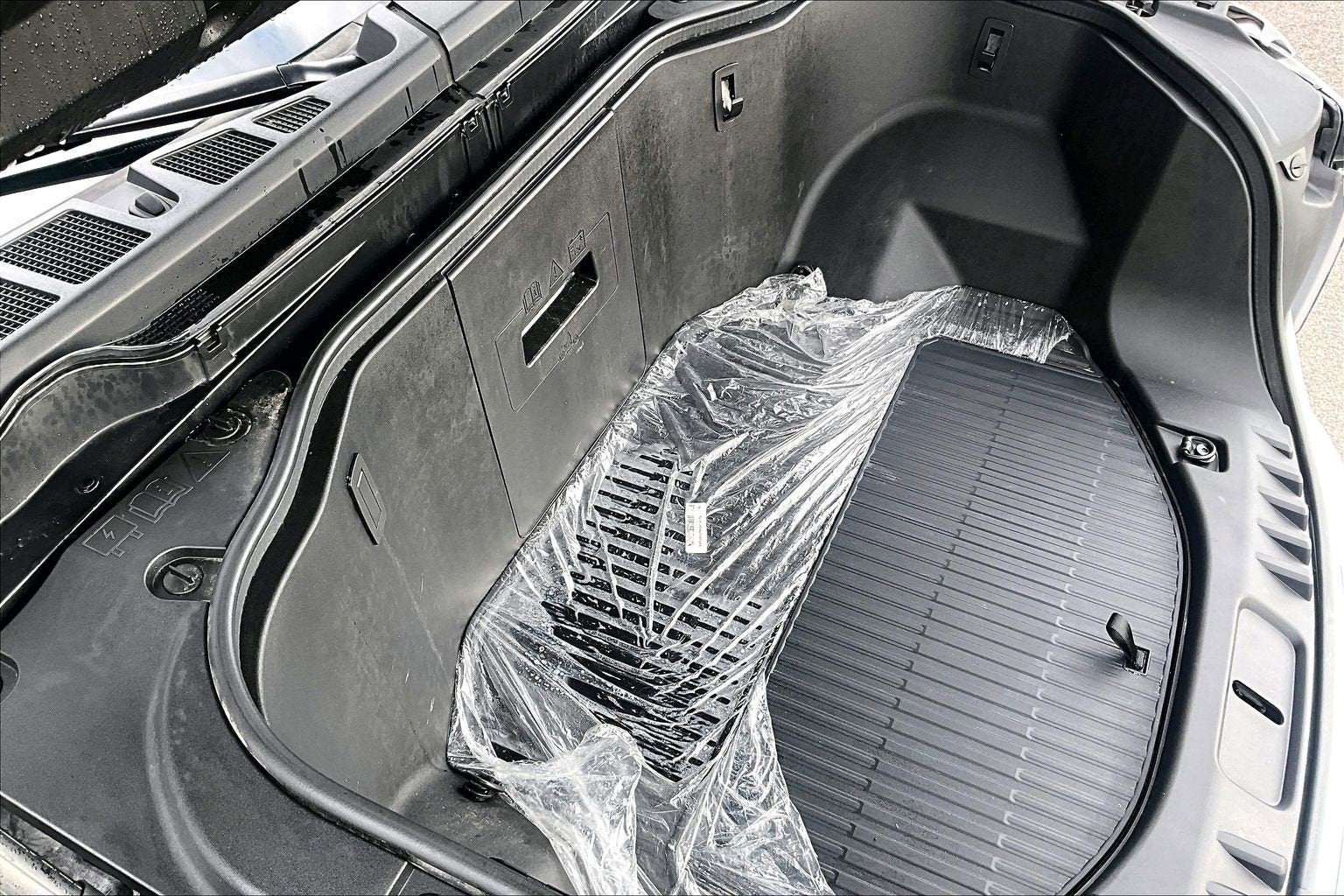 2025 Ford F-150 Lightning Pro