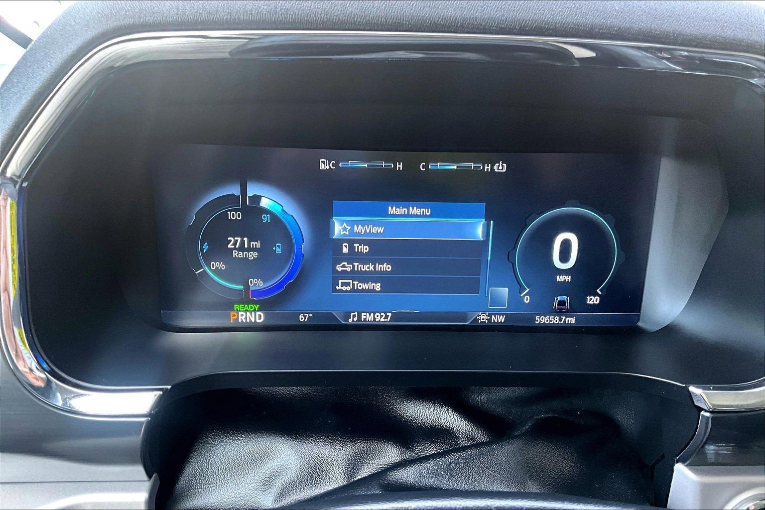 2023 Ford F-150 Lightning XLT