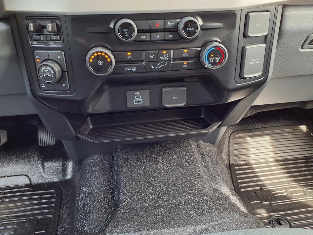 2025 Ford Super Duty F-350 SRW XLT