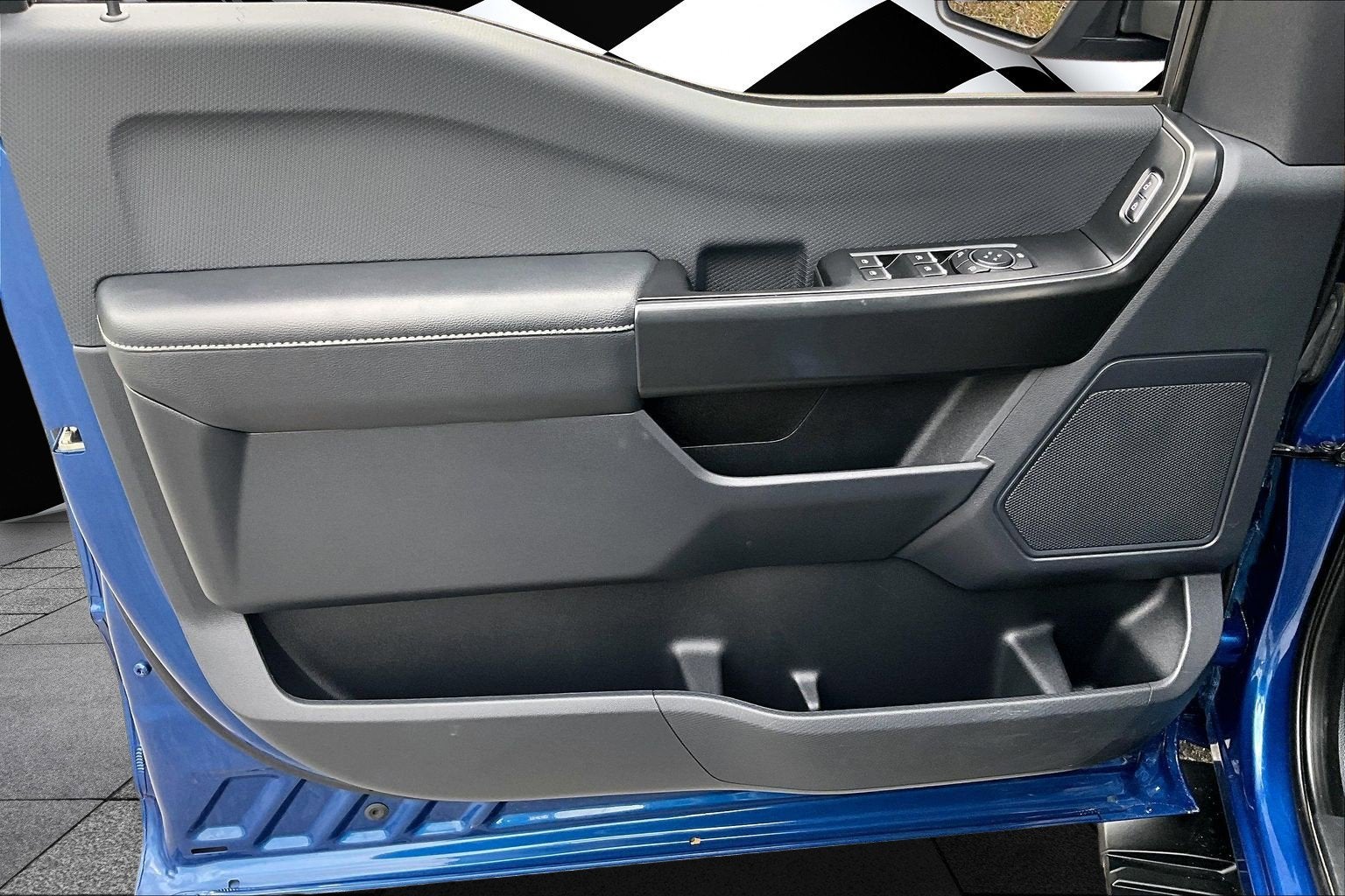 2022 Ford F-150 XL STX