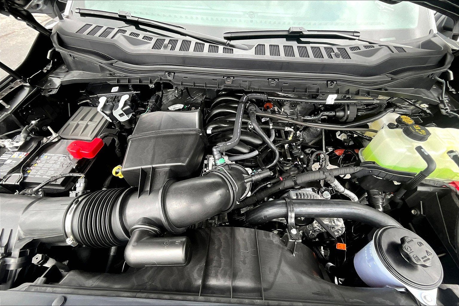 2025 Ford Super Duty F-350 SRW XLT