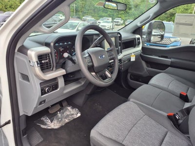 2025 Ford Super Duty F-350 SRW XL