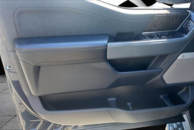 2023 Ford F-150 Lightning LARIAT LONG RANGE PANO ROOF