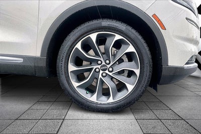 2021 Lincoln Nautilus Reserve